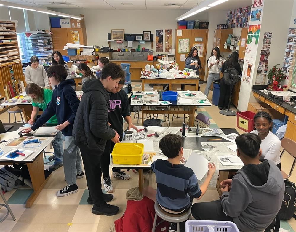  Artists Learn Printmaking 