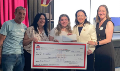  Emily Rasa Awarded 403 Reasons to Run, Inc, Inaugural First Responder Award